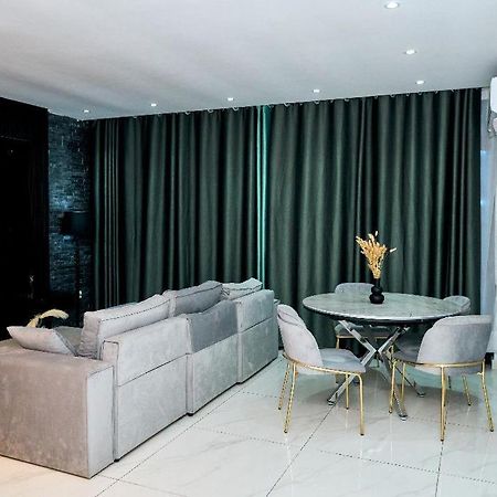 Reddington By Jvte Aparthotel Douala Exterior photo
