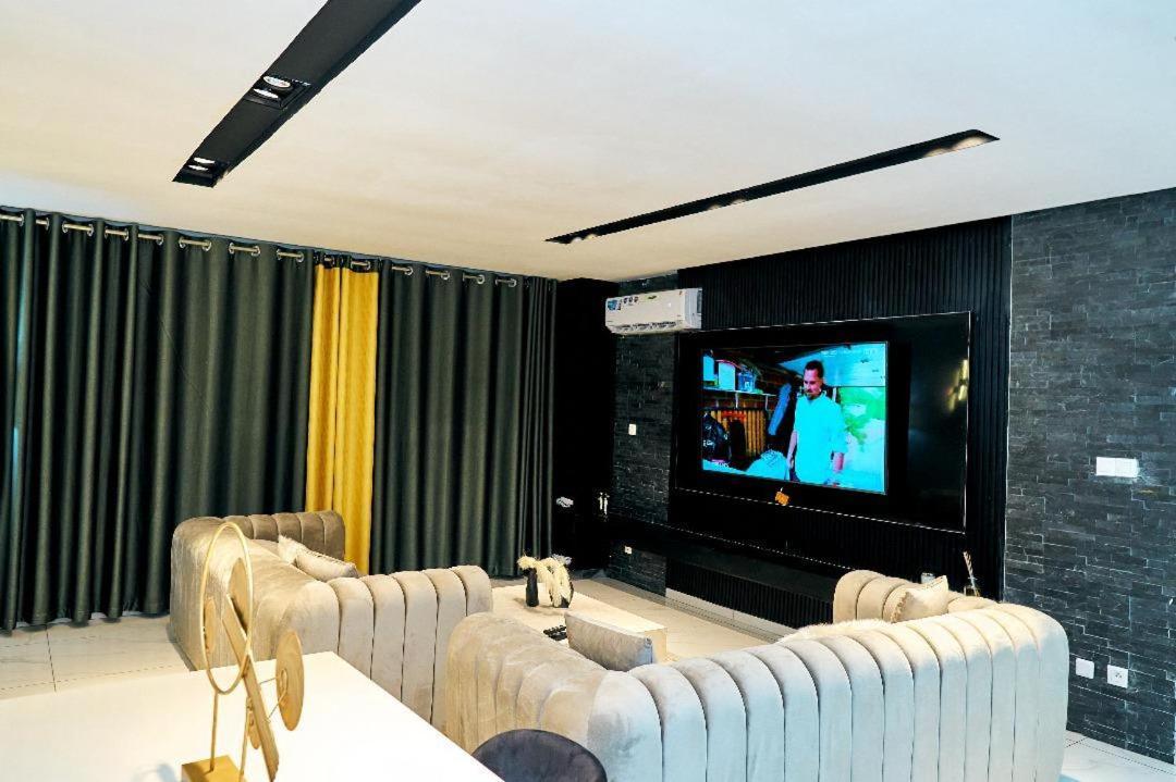 Reddington By Jvte Aparthotel Douala Exterior photo