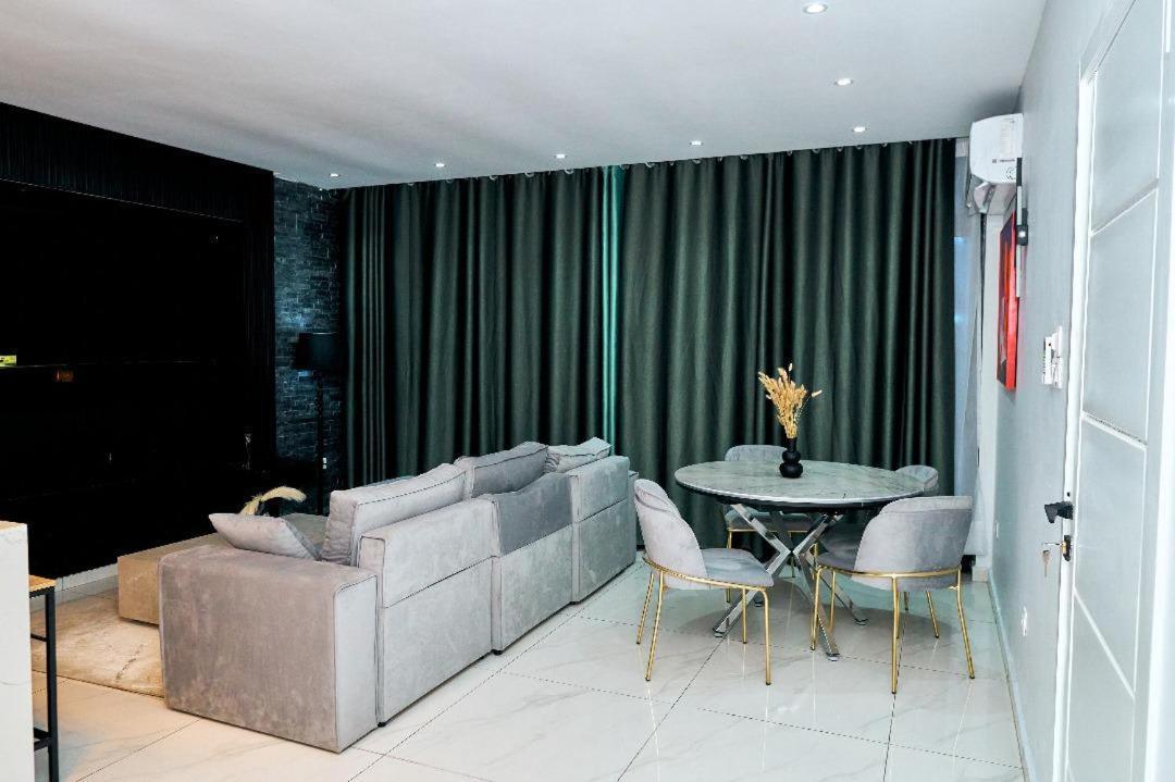 Reddington By Jvte Aparthotel Douala Exterior photo